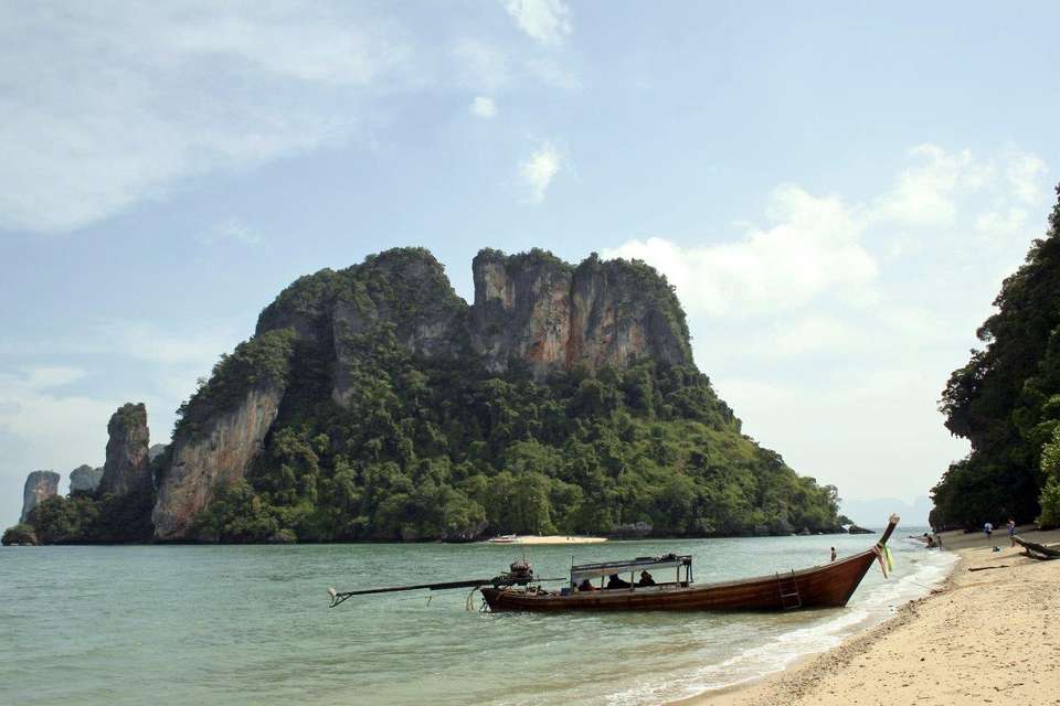 Phi Phi Beach Package - Destination Services - Thailand - Image 6