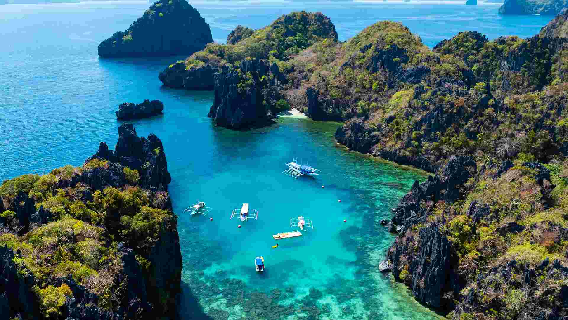 Philippines: Snorkel & Stargaze