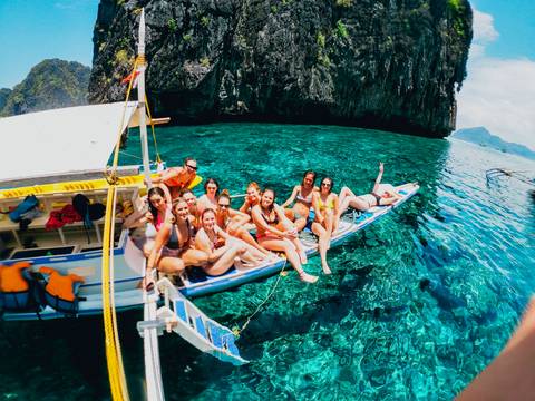 Active And Outdoor Tour: Philippines West