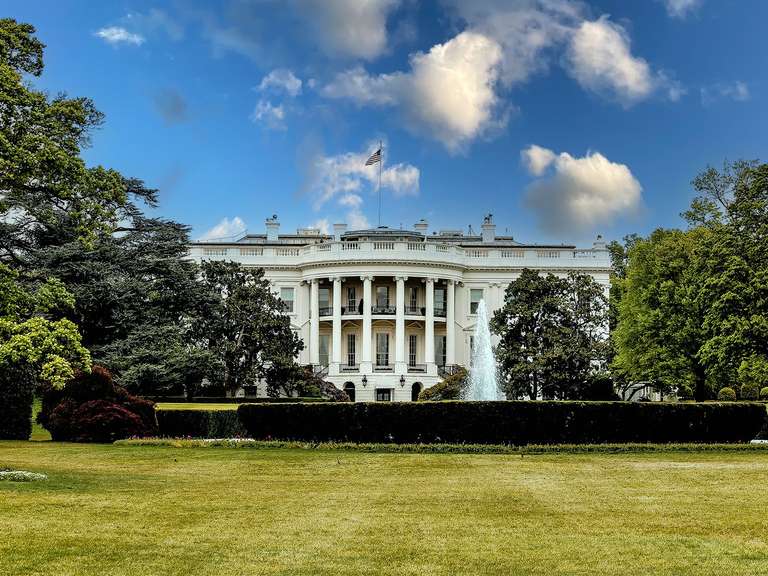 Canada Sightseeing Tour: Philly, Washington & Niagara - 4 days