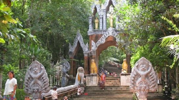 Image 4 of 6