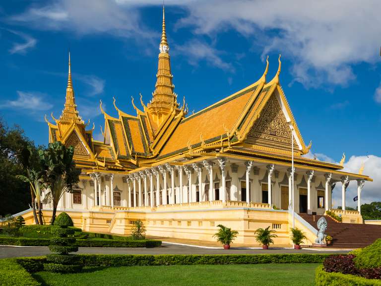 Phnom Penh, Angkor & Siem Reap - 5 days trip - alternative tour available