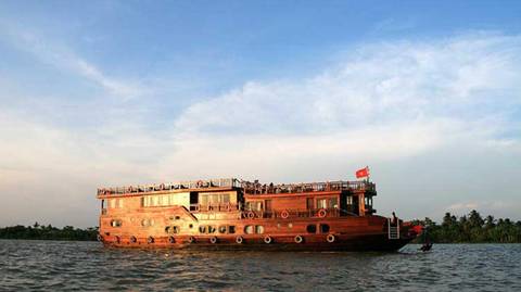 Ho Chi Minh City Sightseeing Tour: Phu Quoc To Saigon 2-day Cruise