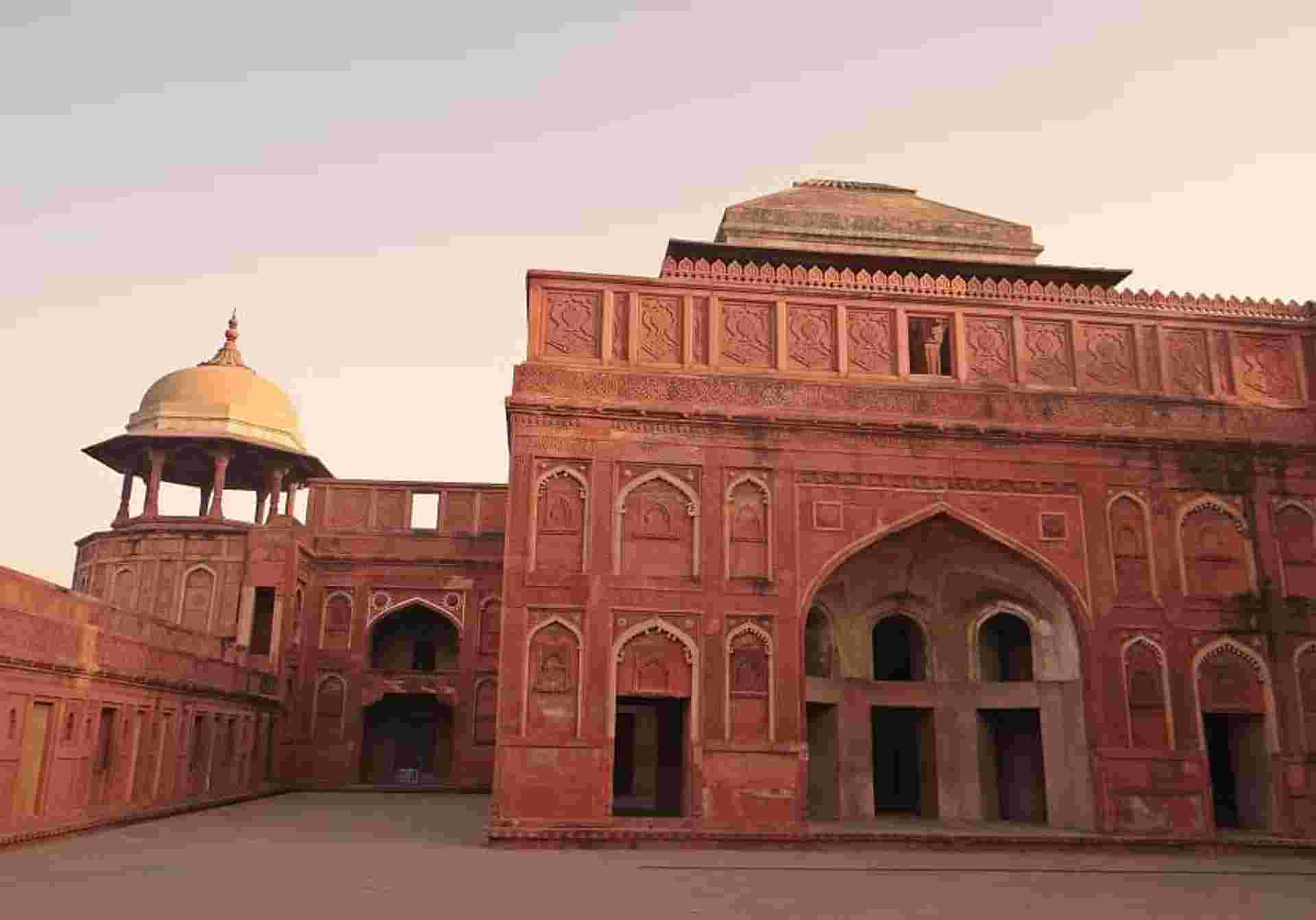 Picturesque Solo India and Nepal Tour