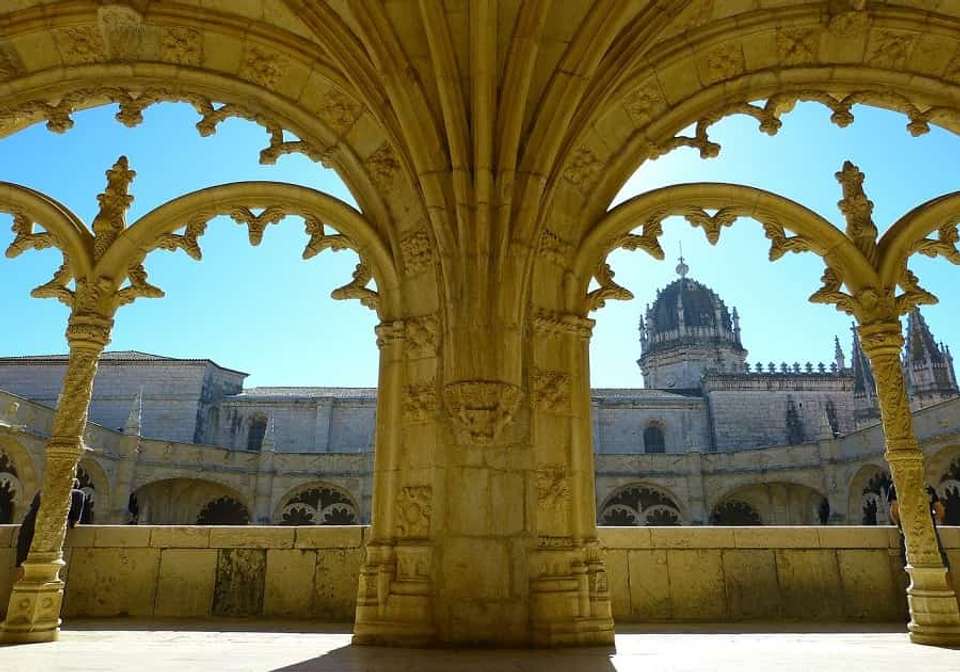Picturesque Solo Portugal Tour - undefined - Image 7