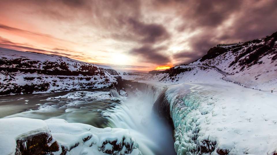 Premium Golden Circle Tour- Small Bus Experience  - Bustravel Iceland - Iceland