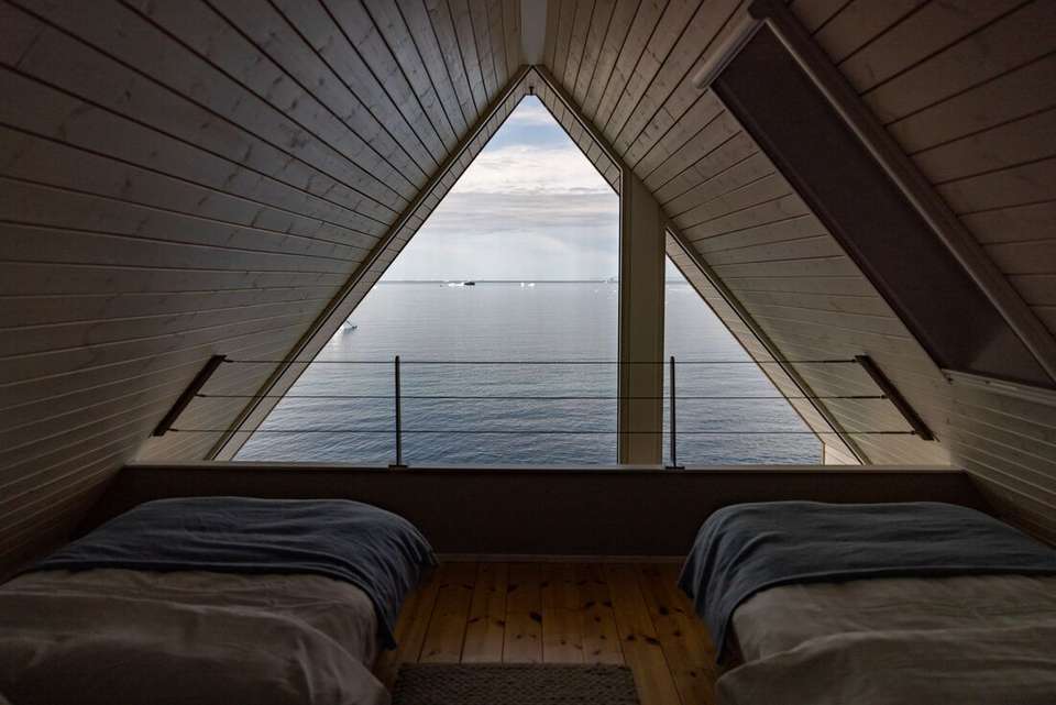 Premium Greenland - Intrepid Travel - Greenland - Image 7
