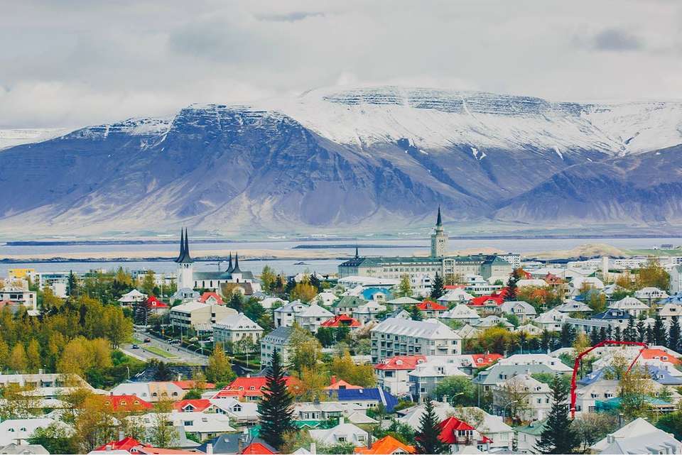 Premium Iceland in Winter - Intrepid Travel - Iceland - Image 2