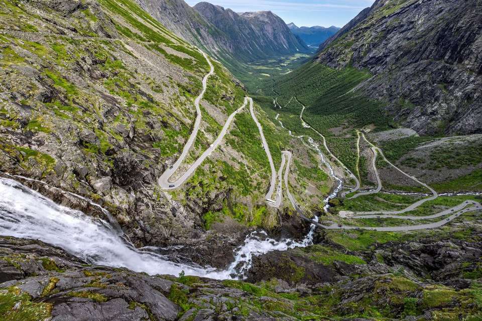 Premium Norway in Depth - Intrepid Travel - Norway - Image 2