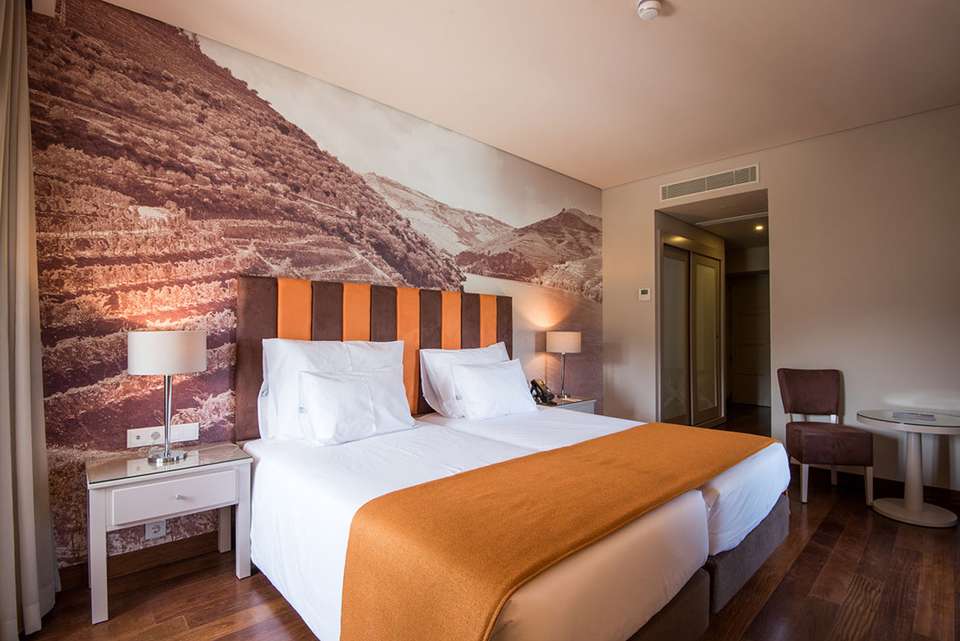Premium Portugal - Intrepid Travel - Portugal - Image 7