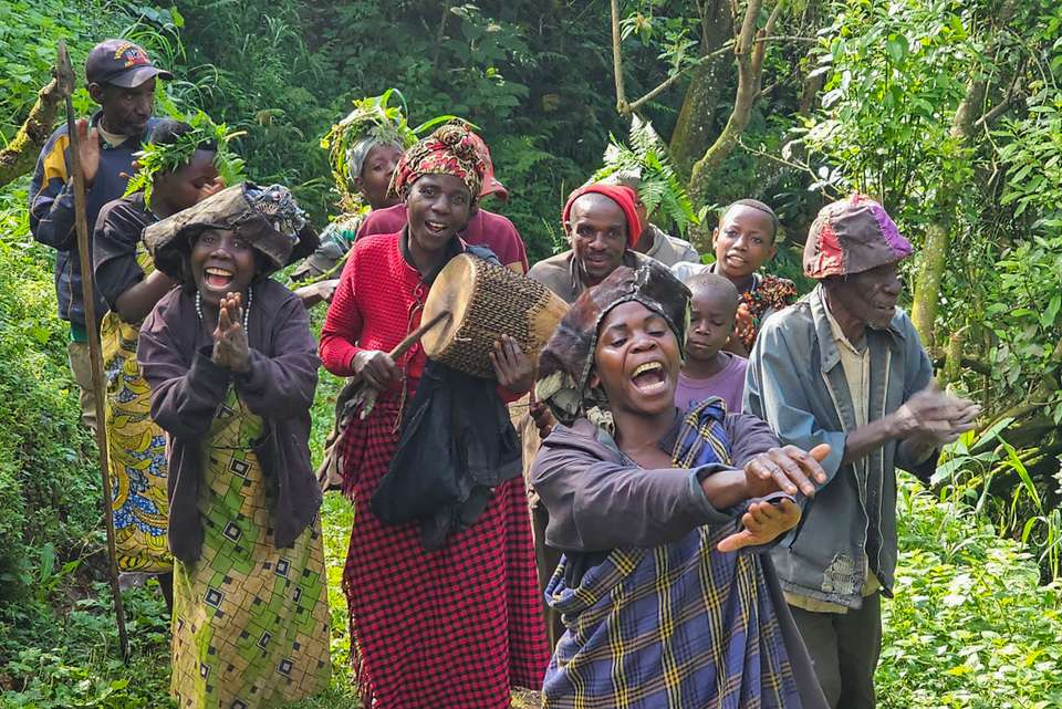 Premium Rwanda & Gorillas of Uganda - Intrepid Travel - Rwanda - Image 11