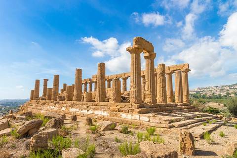 Premium Sicily And Italy In Depth - August 2027