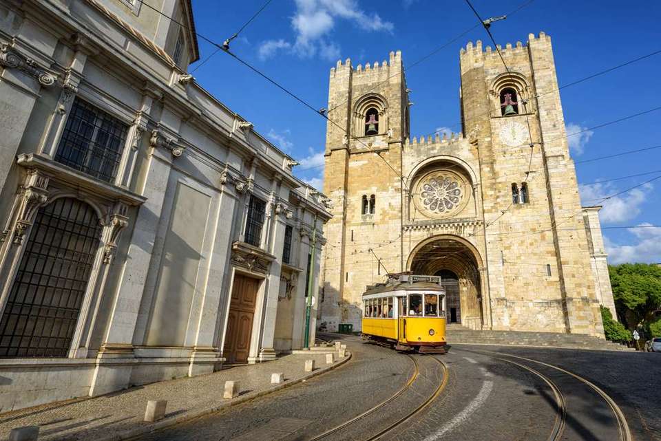 Premium Spain & Portugal - Intrepid Travel - Spain - Image 11