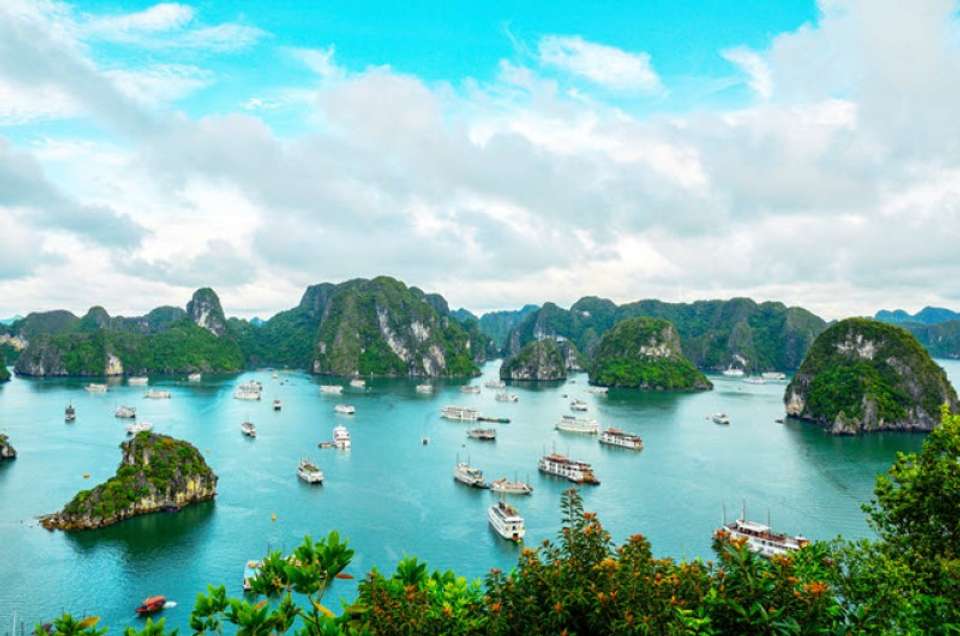 Vietnam Highlights - Tweet World Travel - Vietnam