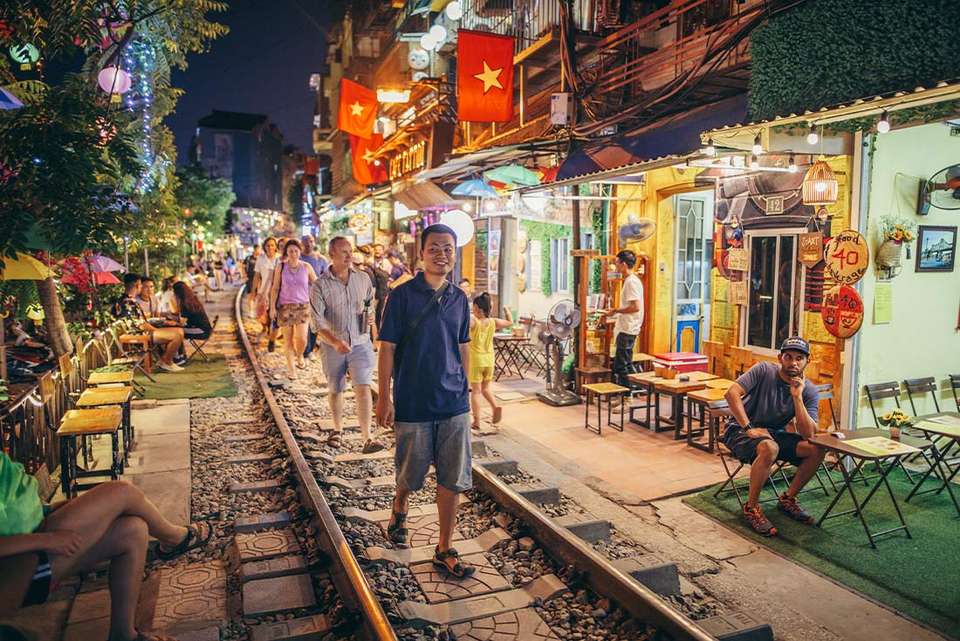 Premium Vietnam in Depth - undefined - Image 6