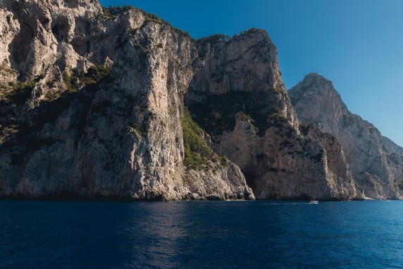Image 4 of 21