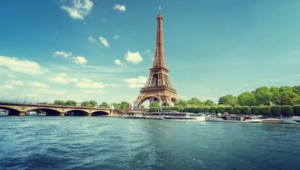 Prestigious Paris & and the Canal Saint-Martin (port-to-port cruise) - Croisieurope - France - Image 2
