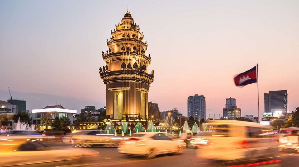 Deluxe Private 15-Day Expedition from Cambodia to Vietnam - Realistic Asia - Cambodia - Image 3