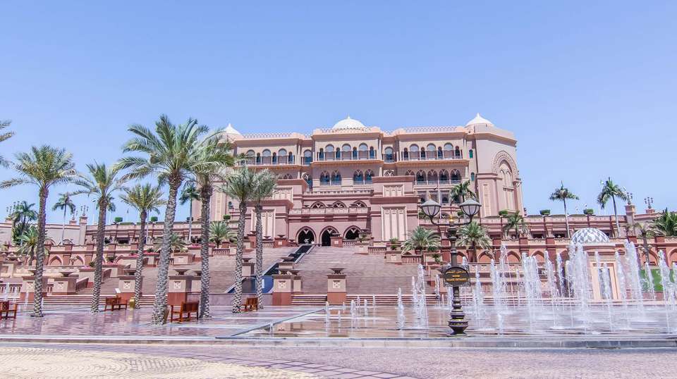 Abu Dhabi Full-Day City Sightseeing Tour from Dubai - undefined - Image 1