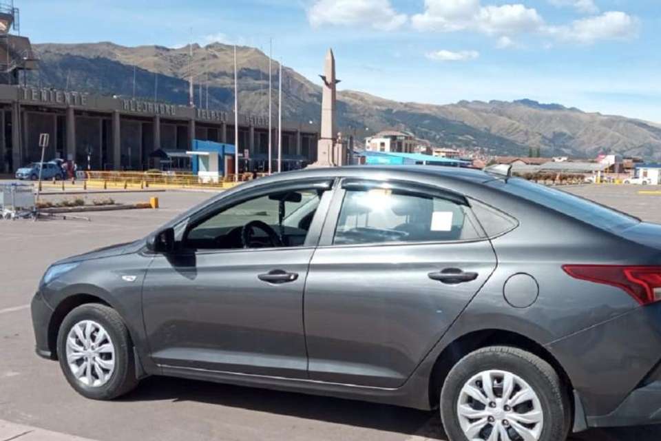 Private Night Transfer from Ollantaytambo to Cusco - Tangol Tours - Peru - Image 1