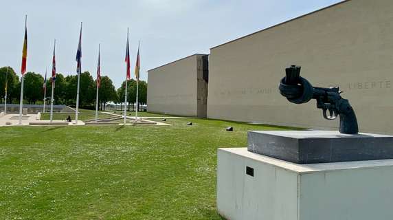 Image 2 of 11