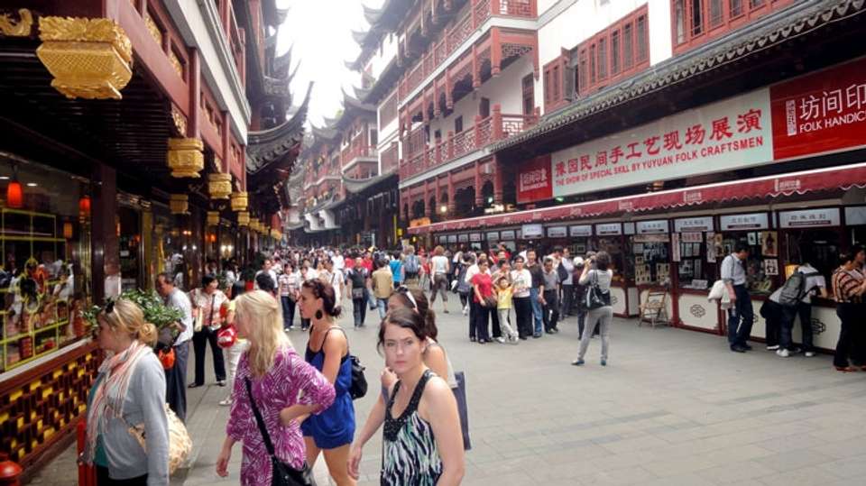 Private Shanghai Day Tour with Huangpu River Cruise - Travel China Guide - China - Image 4