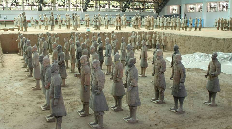 Full Day Xi'an Essential Tour of Terracotta Warriors - Yestrips - China - Image 1