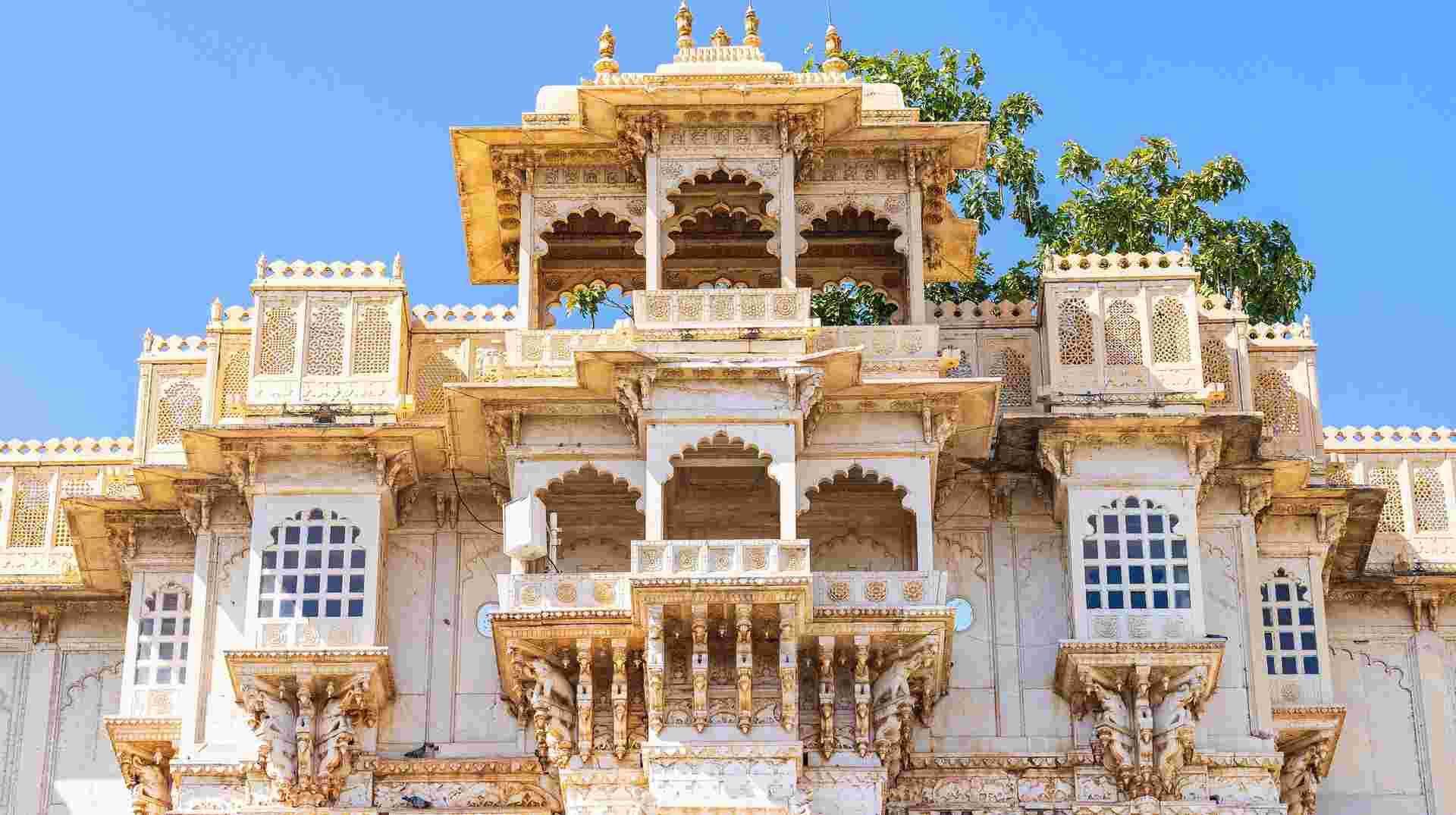 Private Udaipur City Sightseeing Tour With Optional Guide