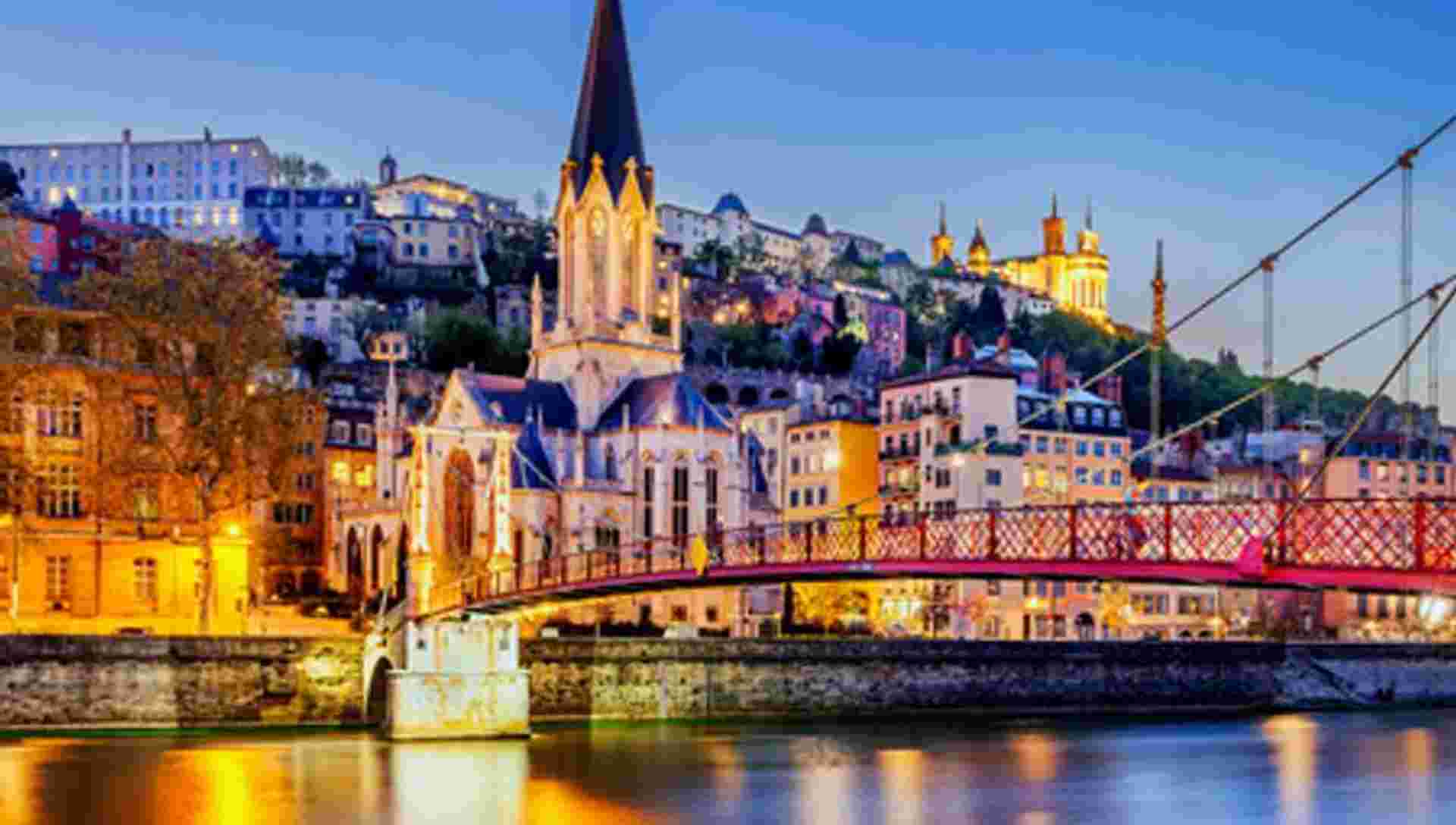 Provençal New Year's Eve in the Rhône Valley (port-to-port cruise)