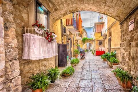Europe Explorer Tour: Puglia Express: 5 Days Of Southern Charm