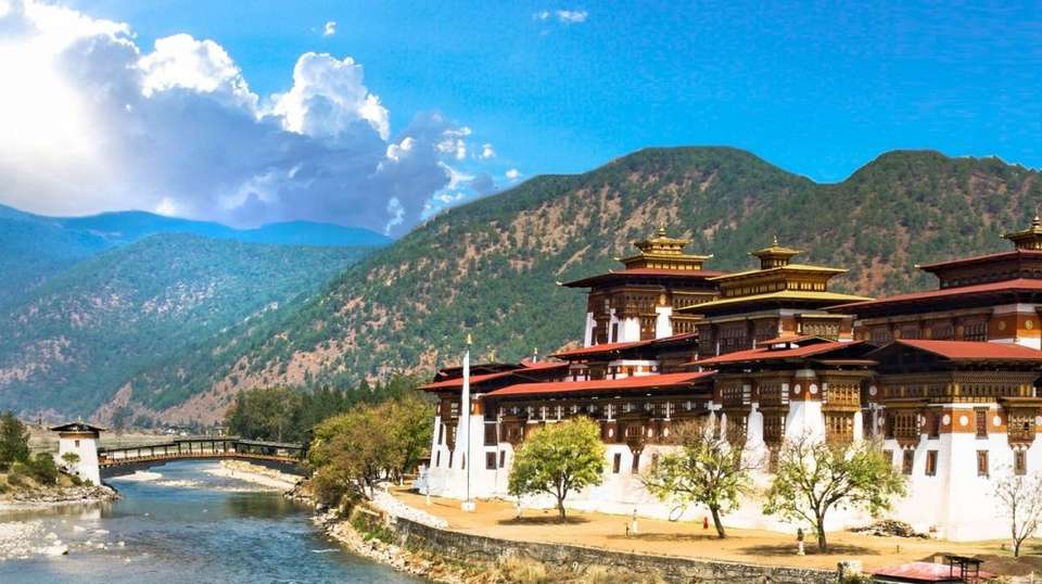 Punakha Trek: 12 Days - Alpine Club Of Himalaya - Bhutan - Image 2