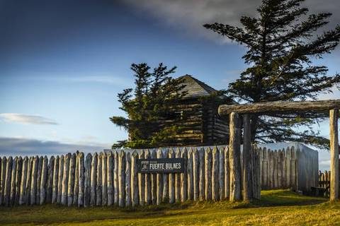 Punta Arenas: Fort Bulnes & Magellan Strait Tour - August 2026