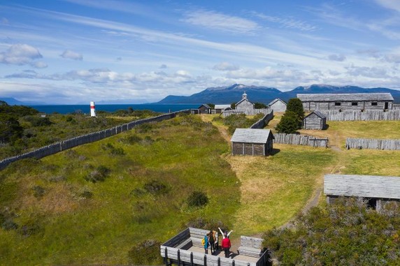 Image 3 of 10