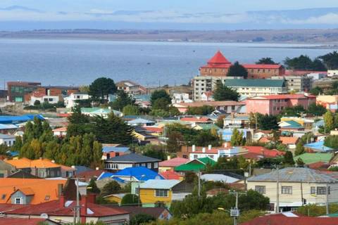Chile Explorer Tour: Punta Arenas Highlights: Group Tour Half-day City Tour