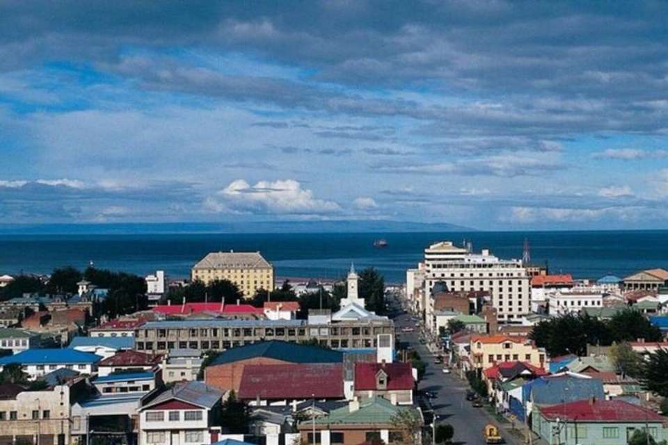 Punta Arenas Highlights: Group Tour Half-Day City Tour - Tangol Tours - Chile - Image 2