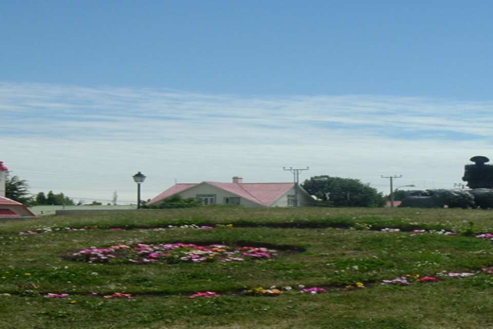 Punta Arenas Highlights: Group Tour Half-Day City Tour - Tangol Tours - Chile - Image 10