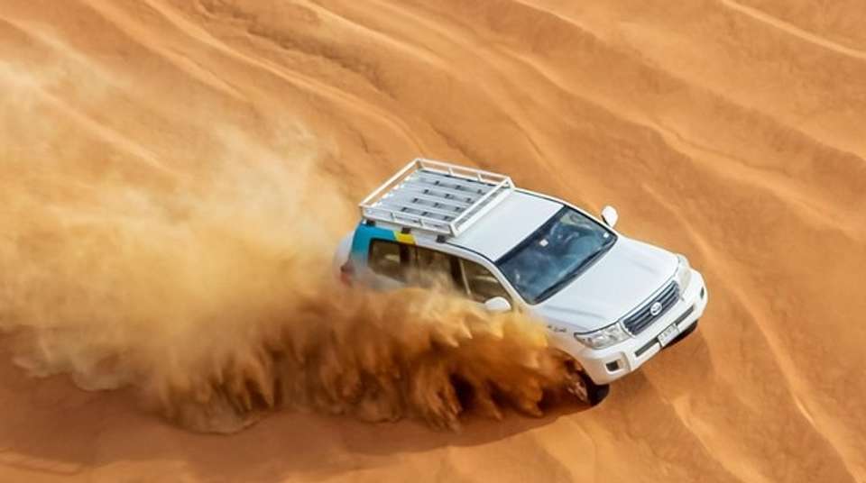 Private 4x4Mleiha Desert Safari with Stargazingand Dinner - undefined - Image 4