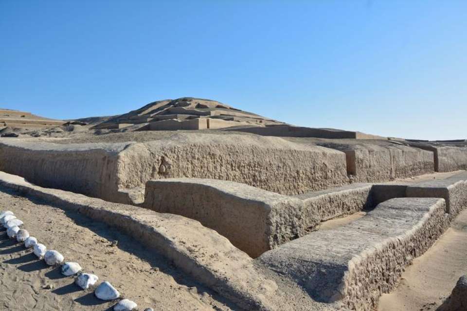 Pyramids of Cahuachi and textile workshop - Tangol Tours - Peru - Image 3