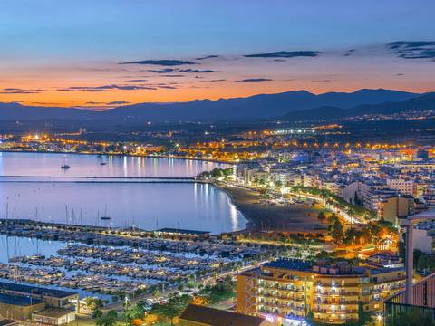 Spain Travel Deals: Pyrenees By Train - 8 Days