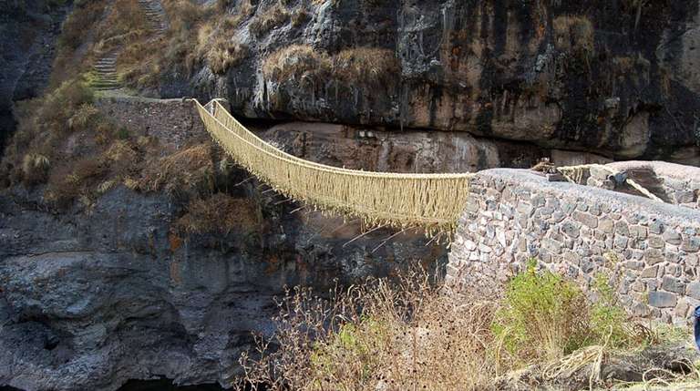 Qeswachaka Bridge & Four Lagoon Tour: One Day trip - alternative tour available