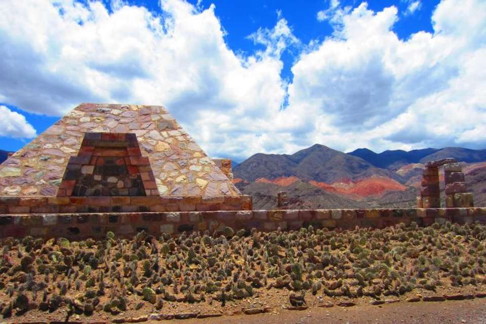 Quebrada De Humahuaca Tour from Salta - Tangol Tours - Argentina - Image 2