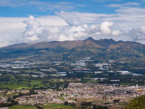 Adventure And Sport Tour: Quito Day Tour: Otavalo Market (full Day)