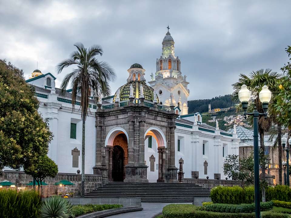 Quito, Santa Cruz & Isabela - 7 days - On The Go Tours - Ecuador - Image 4