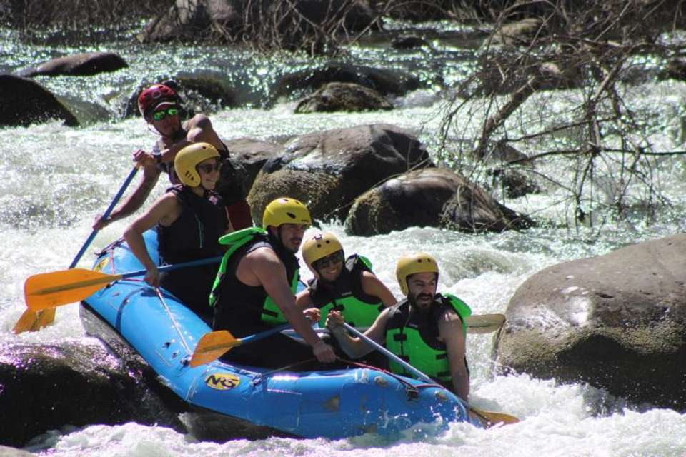 Rafting on the River Chili in Arequipa - Tangol Tours - Peru - Image 9