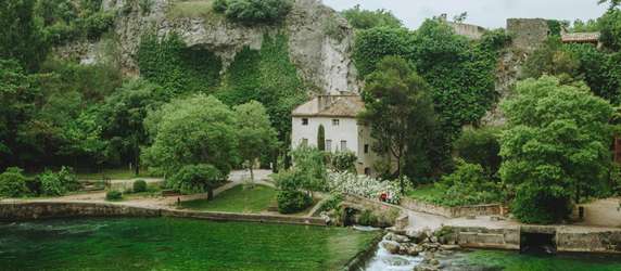 Image 4 of 9