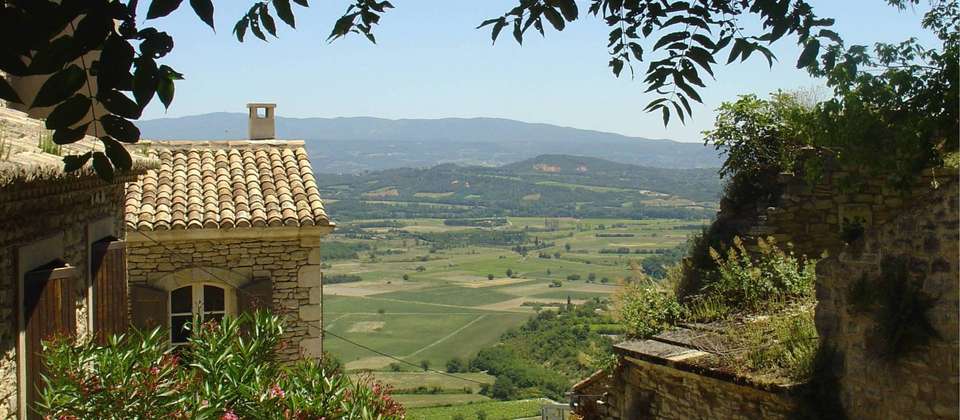 Rambling in the Luberon - Walkers' Britain - France - Image 6