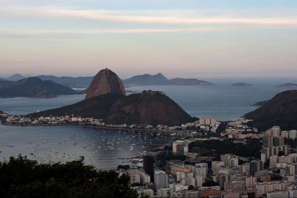 Rio Express - Christ Redeemer, Sugarloaf and City Tour - Tangol Tours - Brazil - Image 4