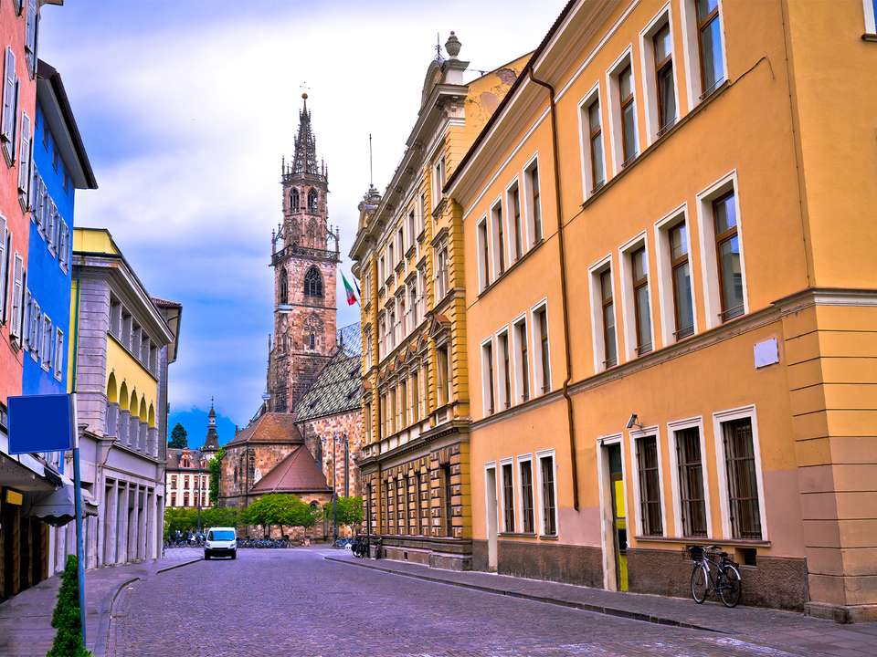 Rome to Milan Encompassed - 17 days - On The Go Tours - Italy