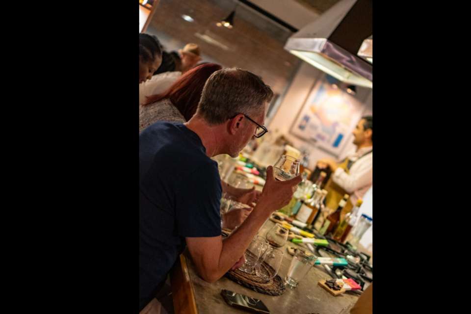 Rum and Chocolate Tasting Experience in Cartagena - Tangol Tours - Colombia - Image 2