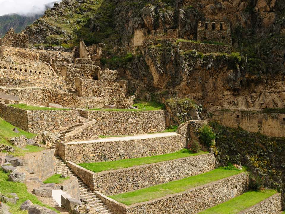 Sacred Valley, Machu Picchu & Titicaca - 8 days - On The Go Tours - Peru - Image 2